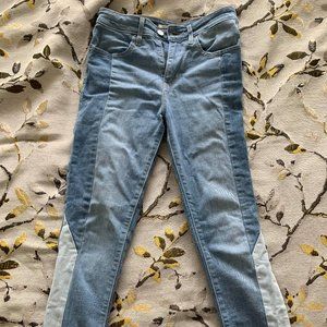 Levi's Jeans